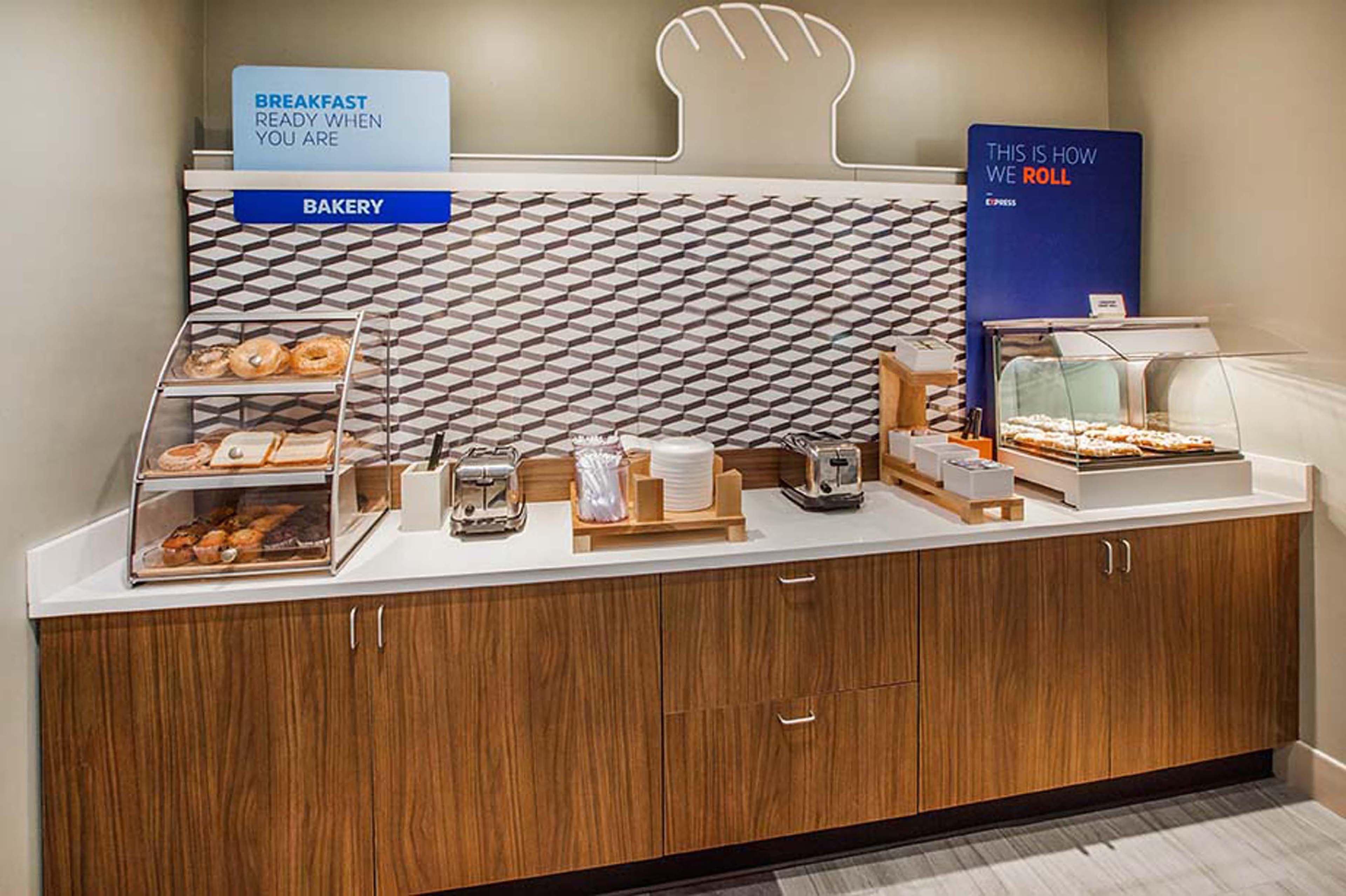 Holiday Inn Express Washington Court House By Ihg Bagian luar foto