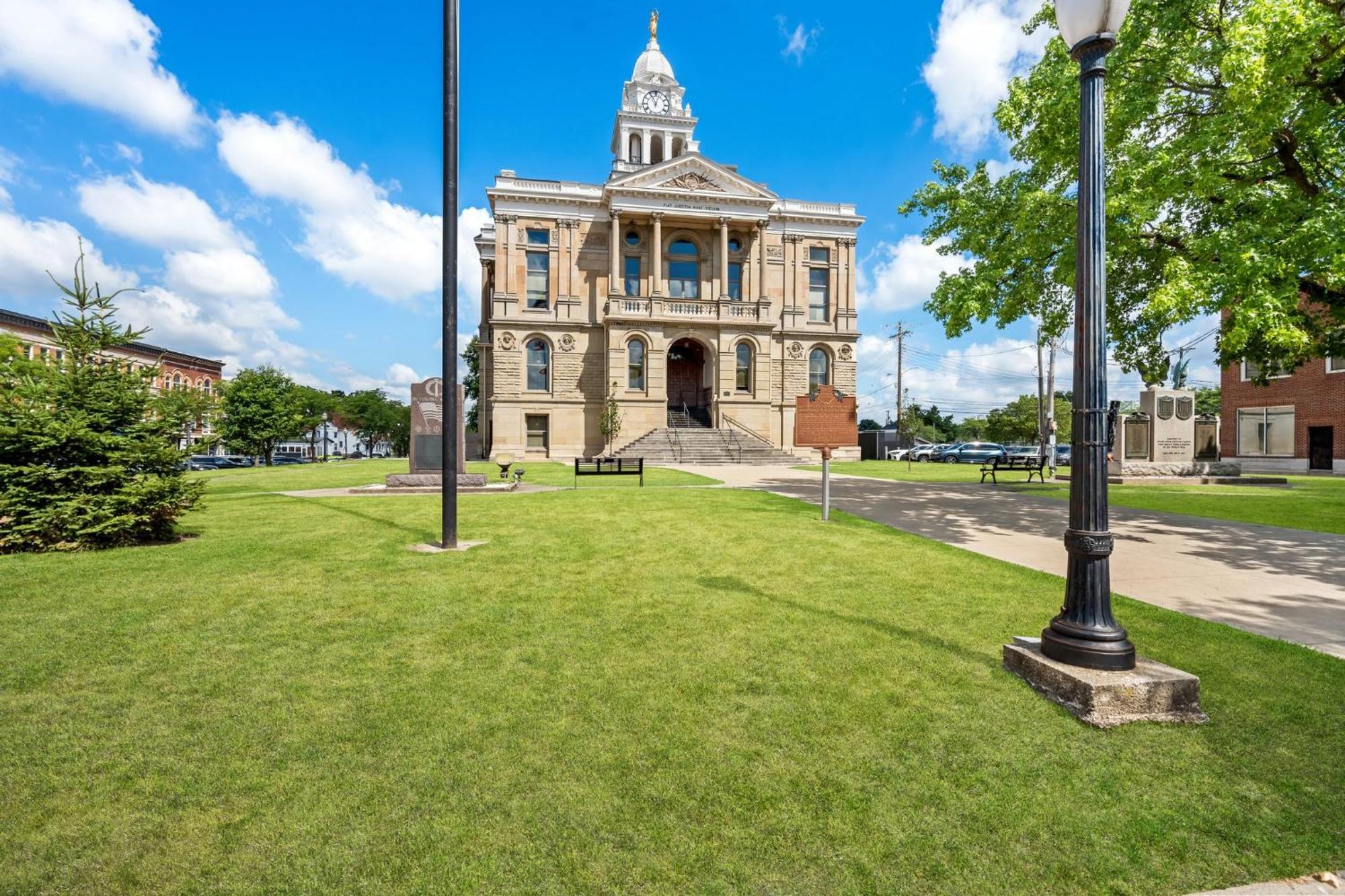 Holiday Inn Express Washington Court House By Ihg Bagian luar foto