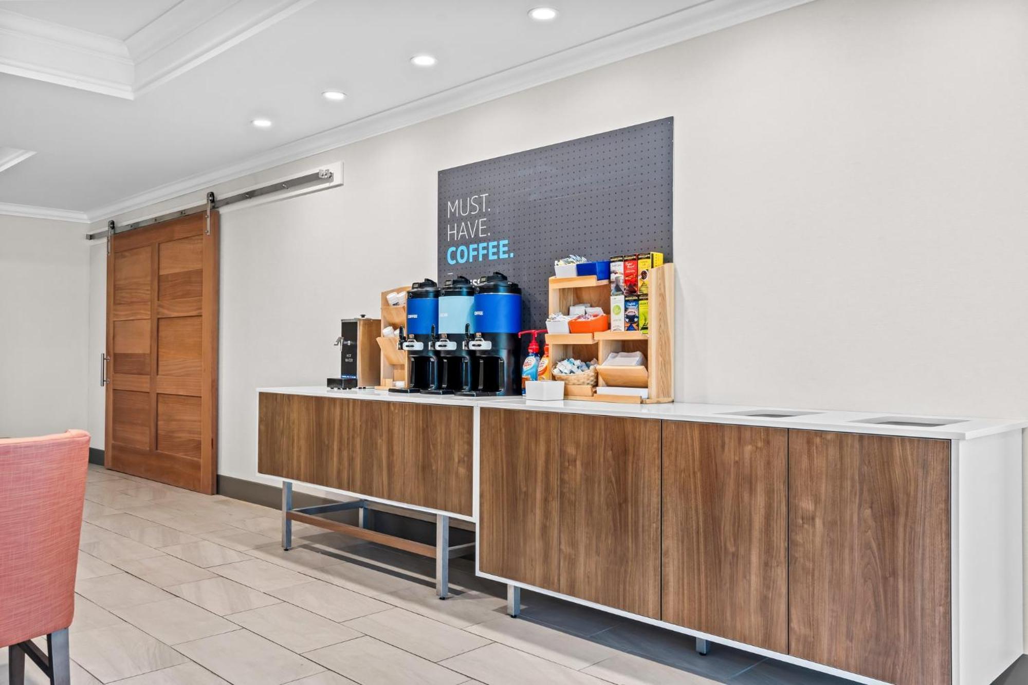 Holiday Inn Express Washington Court House By Ihg Bagian luar foto
