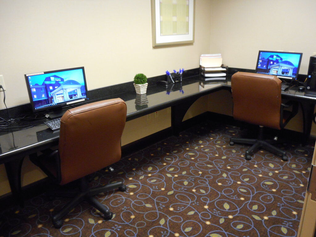 Holiday Inn Express Washington Court House By Ihg Bagian luar foto